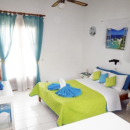 Paraskevi Apartments Ipsos Luaran gambar