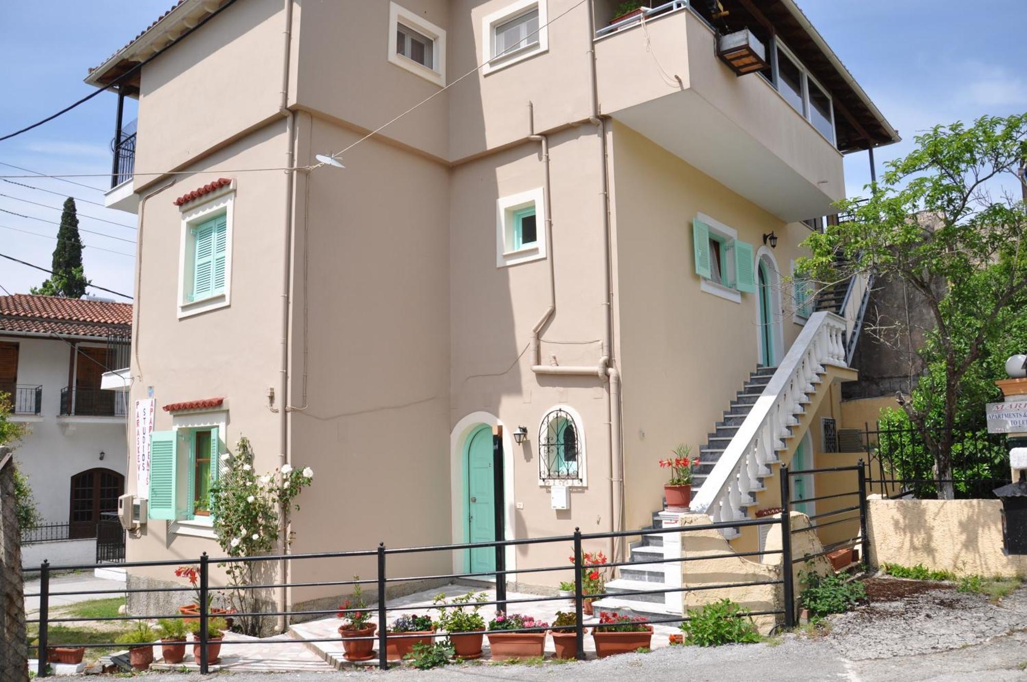 Paraskevi Apartments Ipsos Luaran gambar